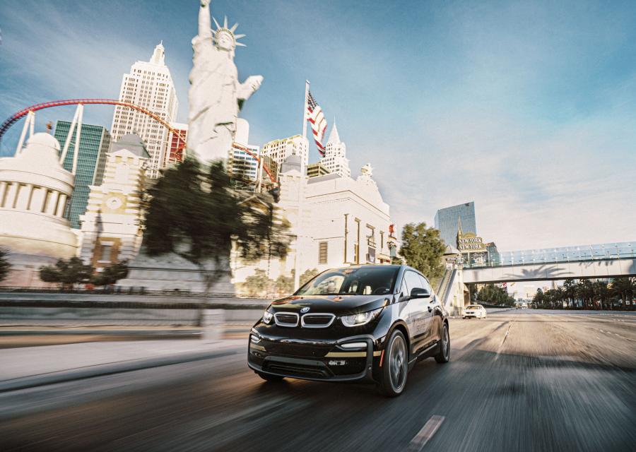  BMW i3 Urban Suite (I01) 2020 года  (фото 18 из 31)